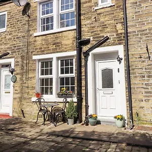  Holiday home 4 Pulmans Place United Kingdom